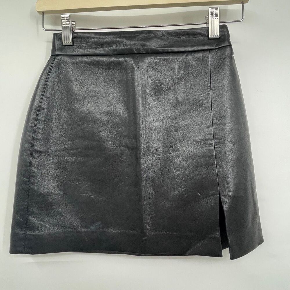 Wilfred Black High Waisted Patio Vegan Leather A-line Mini Skirt Size 00